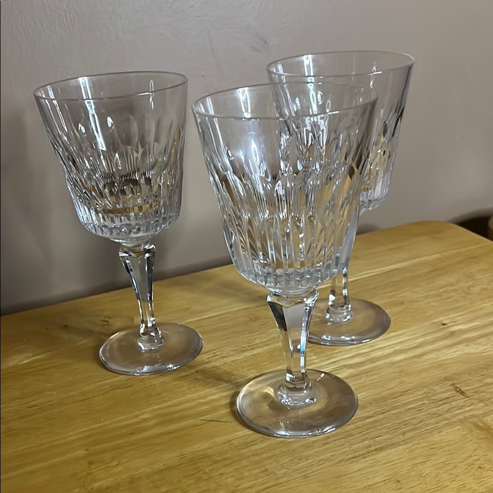 😀Vintage Algave cut crystal by Atlantis wine glasses